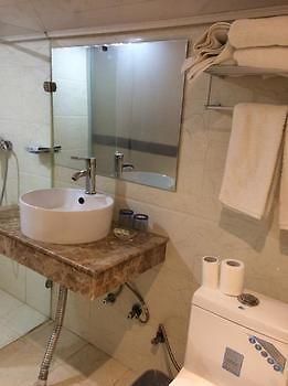 Cardin Holiday Hotel Suzhou  Exterior photo