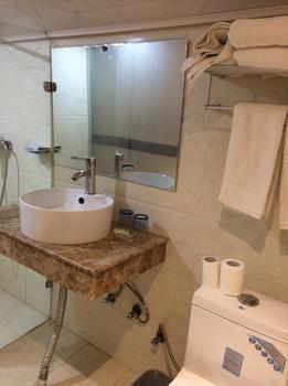 Cardin Holiday Hotel Suzhou  Exterior photo